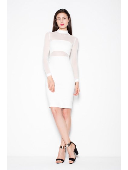 Krémszínű ruha övvel a mellkason