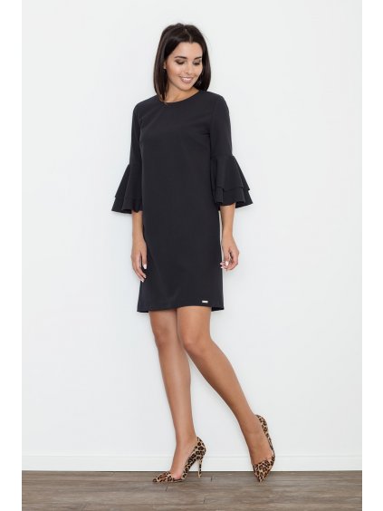 Fekete bő ruha díszített ujjakkal