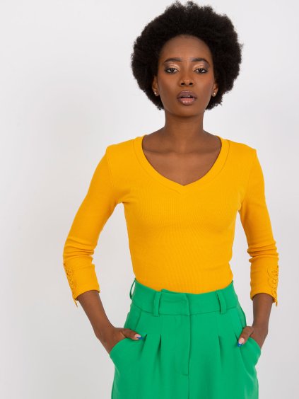 Világosnarancssárga bordázott Alissia póló csipkével az ujjakon