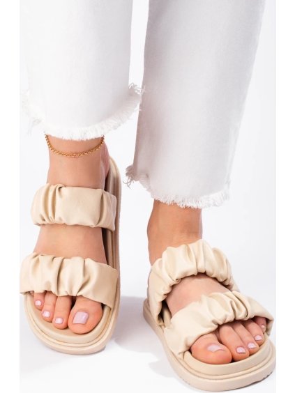 Bézs tépőzáras papucs