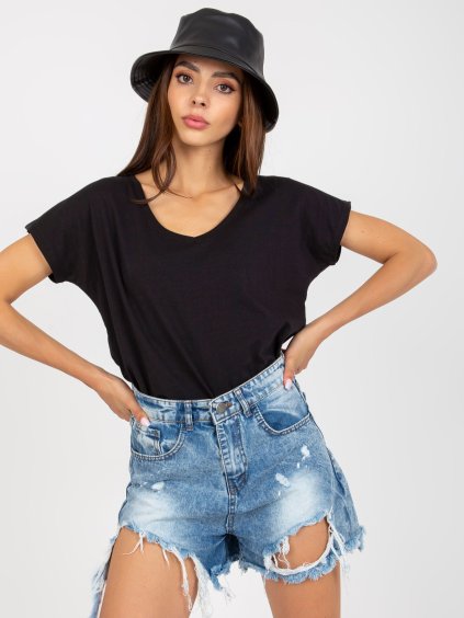 Fekete póló V- nyakkivágással