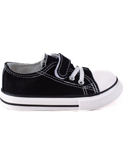 Fekete gyerek tornacipő