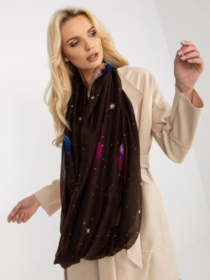 Barna sál űrmintával