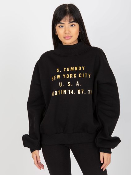 Fekete pulóver arany felirattal