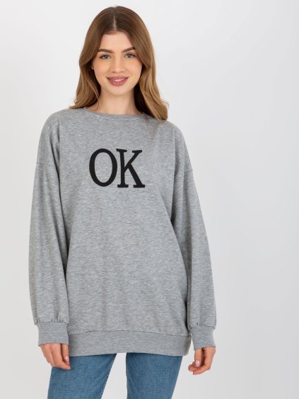 Szürke pulóver OK felirattal