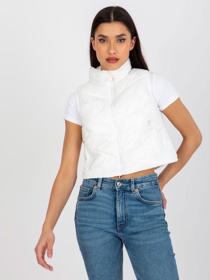 Krémes rövid steppelt mellény