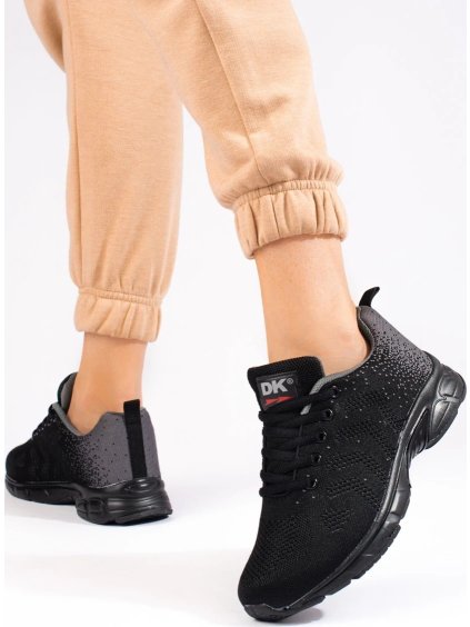Női fekete sportcipő DK
