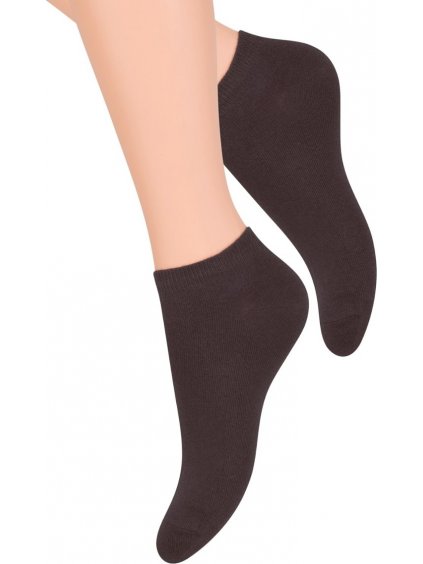 Barna női bokazokni Art. 052