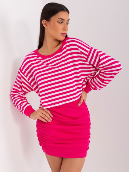 Sötét rózsaszín ruha és csíkos blúz szett