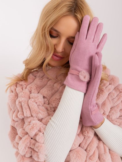 Rózsaszín téli kesztyű díszítéssel