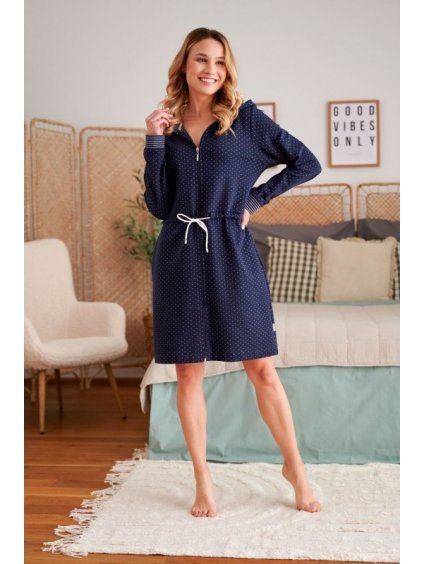 Tengerészkék köntös kapucnival és pöttyös mintával