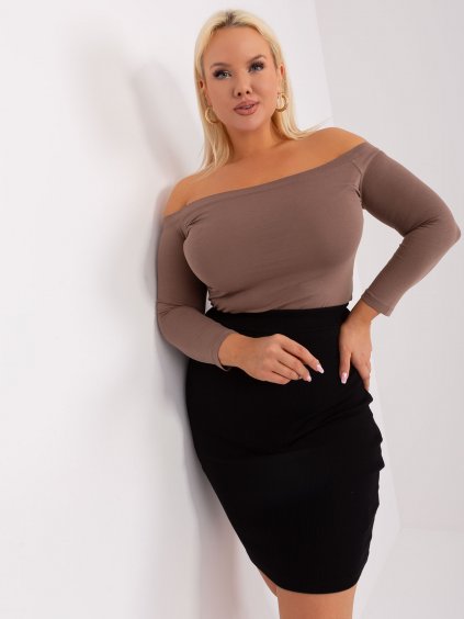 Világosbarna blúz ejtett vállal