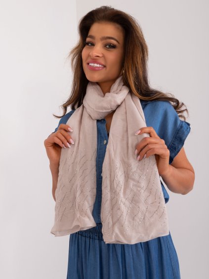 Bézs kendő strasszkövekkel