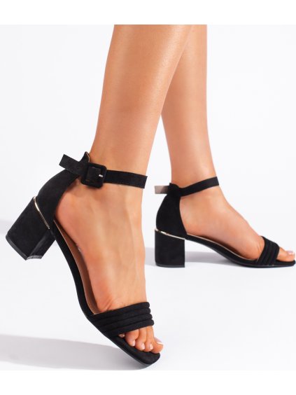 Velúr fekete széles sarkú szandál