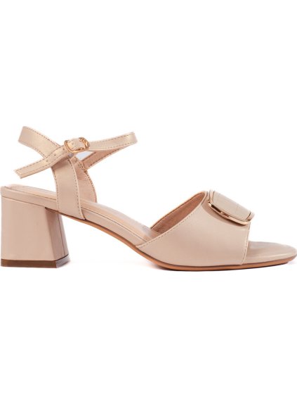 Elegáns bézs blokksarkú szandál dekoratív csattal Sergio Leone