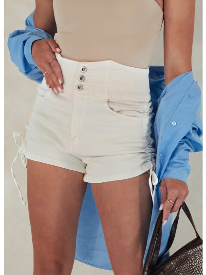 Világos bézs színű rövidnadrág STYLE magas derékkal