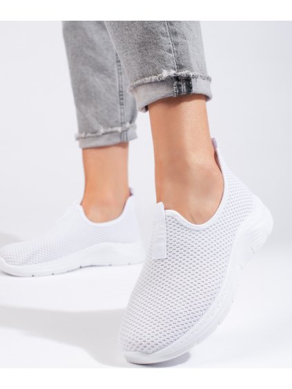 Fehér textil sportcipő