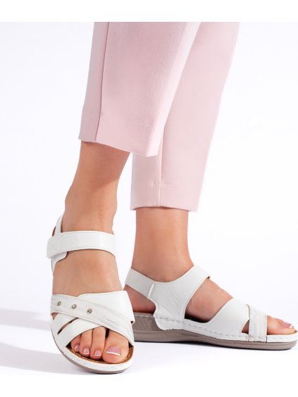 Fehér könnyű platform szandál