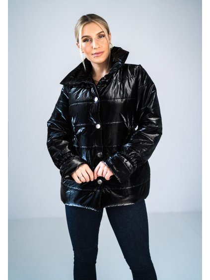 Fekete fényes steppelt kabát