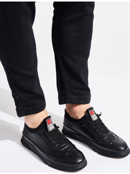Fekete férfi fűzős sportcipő