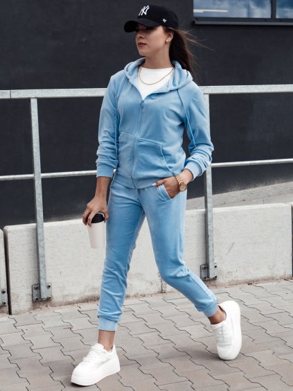 VELCOMFY világoskék velúr tréningruha