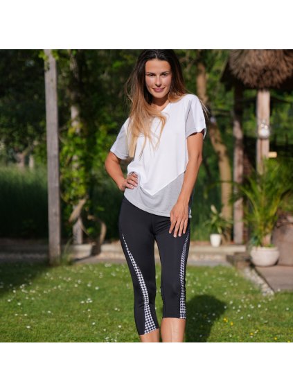 Női 3/4-es fekete leggings kakas mintával