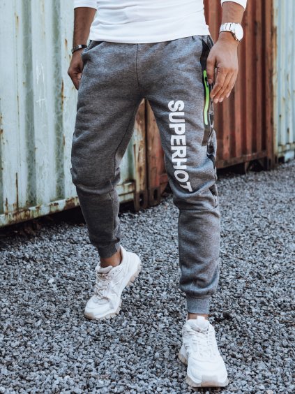 Férfi sötétszürke melegítőnadrág nyomattal