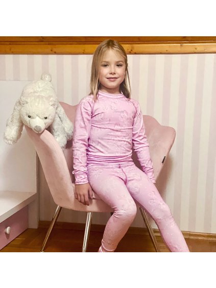 Világos rózsaszín termo fehérnemű szett lányoknak