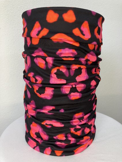 Fekete női nyakmelegítő rózsaszín leopárdmintával