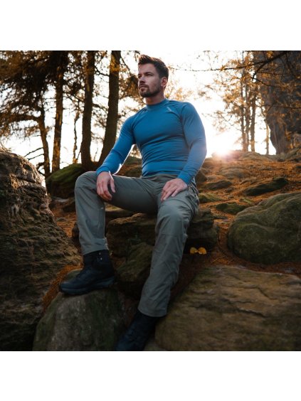 Kék férfi termopóló