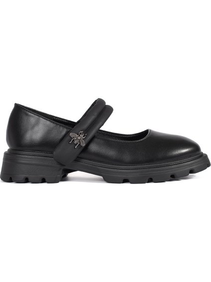 Fekete női lapos talpú csizma fém díszítéssel