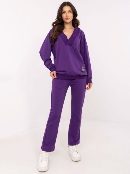 Lila női tréningruha V-nyakkal