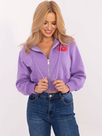 Világos lila női crop pulóver, hátán felirattal