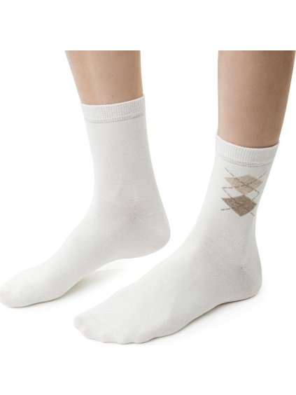 Krémszínű női zokni Art.099