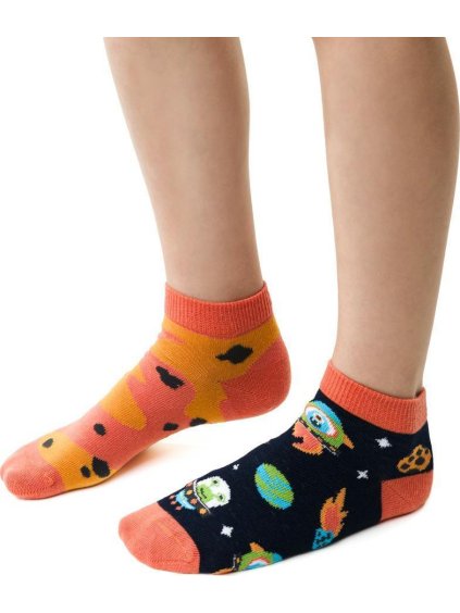 Kék-narancssárga fiú mintás zokni Art.004