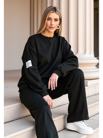 Fekete női viszkóz melegítőruha széles szárral