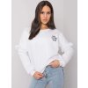 Fehér női pulóver csipkével az ujjakon