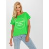 Világoszöld póló felirattal