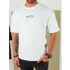 Fehér póló nyomtatással a hátán