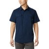 Sötétkék férfi rövid ujjú ing Columbia Utilizer II Solid Short Sleeve Shirt (Méret L)