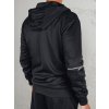 Fekete férfi sport melegítő