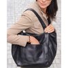 Fekete tágas bőr shopper táska