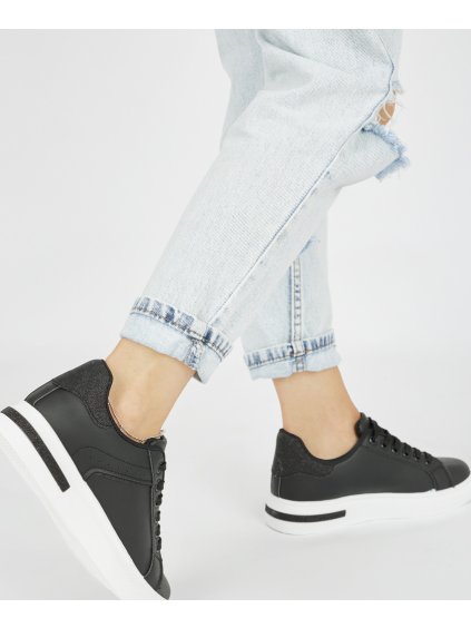 Čierne športové dámske topánky