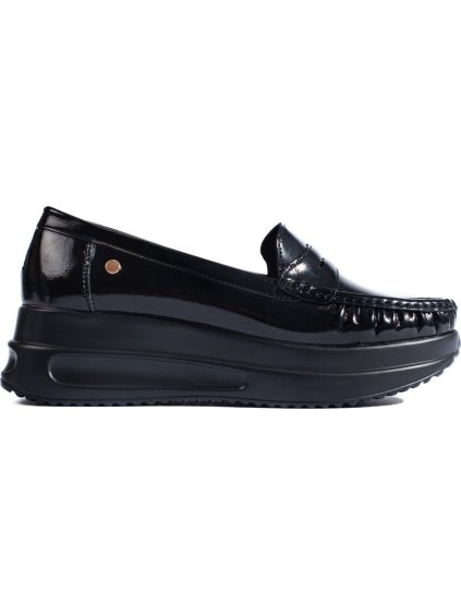Lakované čierne mokasíny na hrubej platforme