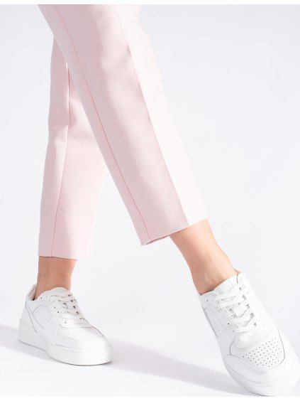 Biele sneakersy na platforme