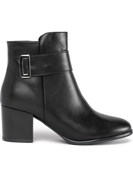 Elegantné čierne členkové topánky na stĺpiku Sergio Leone
