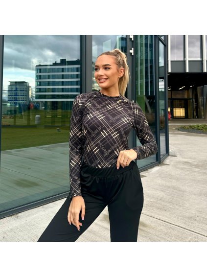 Čierne kárované funkčné tričko s dlhým rukávom