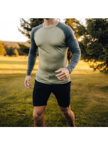 Čierne pánske športové kraťase