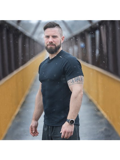 Čierne pánske funkčné tričko s krátkym rukávom