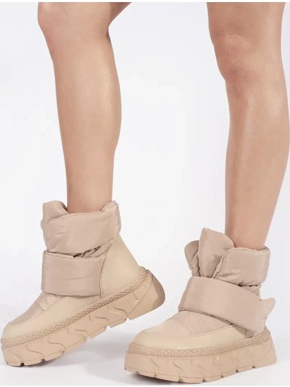 Béžové zateplené dámske snehule a hrubej podrážke